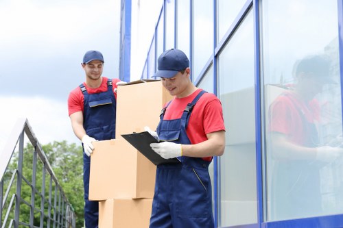 Careful packing materials used for student removals in Belgravia