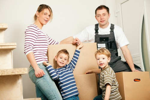 Protective wrapping and packing essentials for fragile belongings in Belgravia