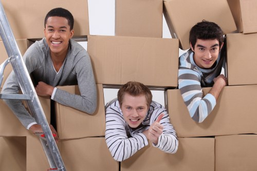 Moving van prepared for a transparent Belgravia removals quotation