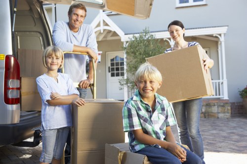 Residential and commercial moving truck service in Belgravia